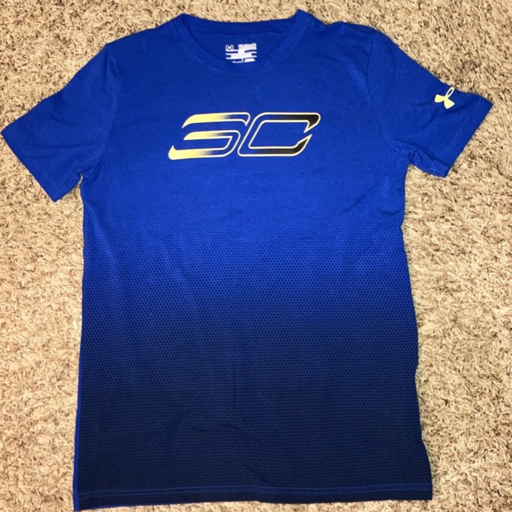 Boys under armour Stephen Curry shirt